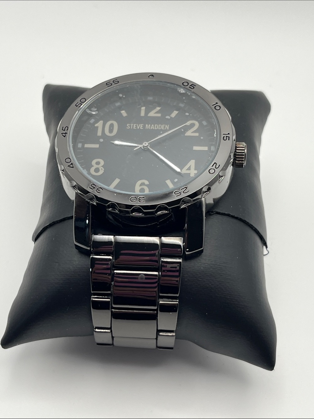 Steve Madden Men's Black Dial Silver-Tone Bracelet Watch